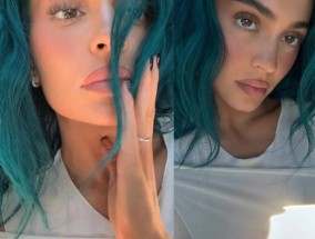 凯莉·詹娜(Kylie Jenner)带着她标志性的“凯莉国王”造型，一头充满活力的蓝色头发